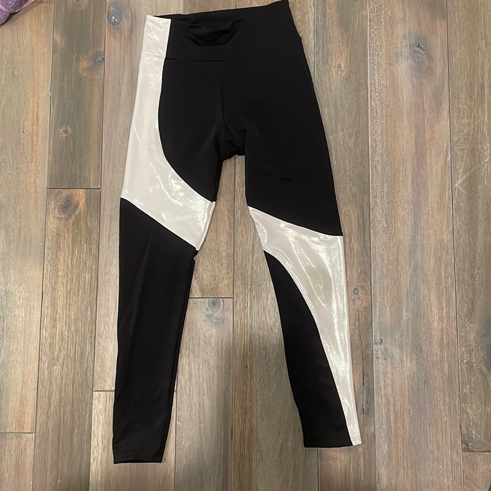 Onzie Leggings